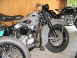 My ol' 46 Knuck....waitin patiently.......