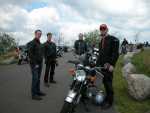 Bear Mtn. 6/1/08 Vinmoto crew +Rudy taking Photo