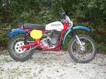 This is a Replica of the 1975 Rokon ISDT works bike.  It is made from 1975 and 1976 MX and RTII production parts. Right side